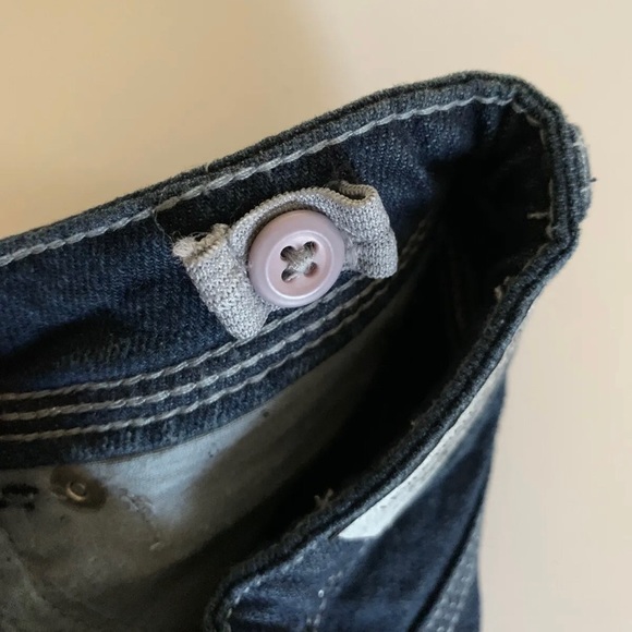 Girls Levi's Jeans, Size 4 Regular, Slim Straight, with Adjustable Waistband - Picture 5 of 7